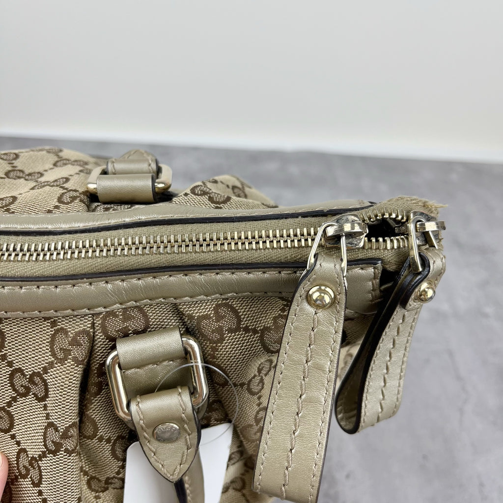 Gucci 247902-FAFXG-9761