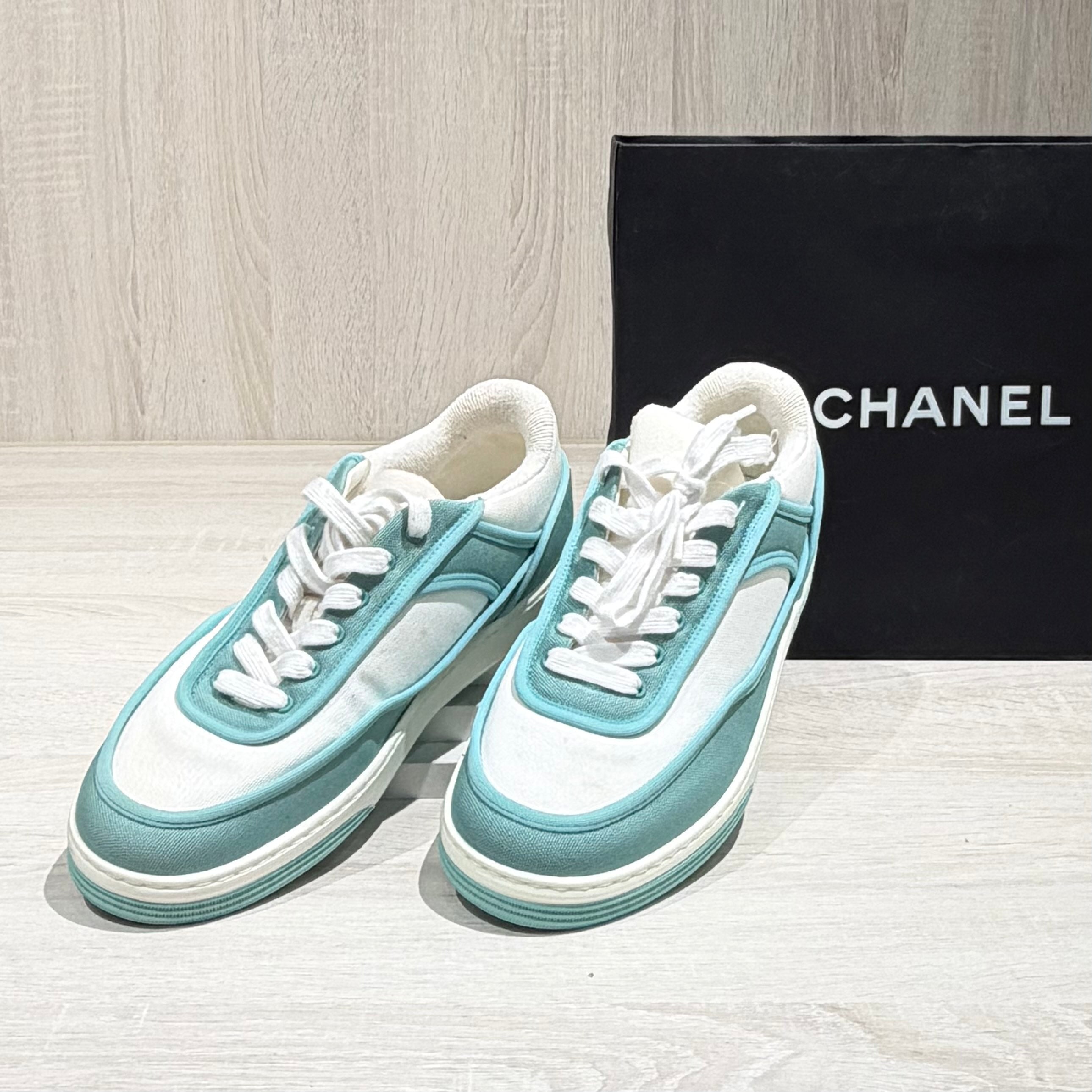 CHANEL Skate shoes 37.5