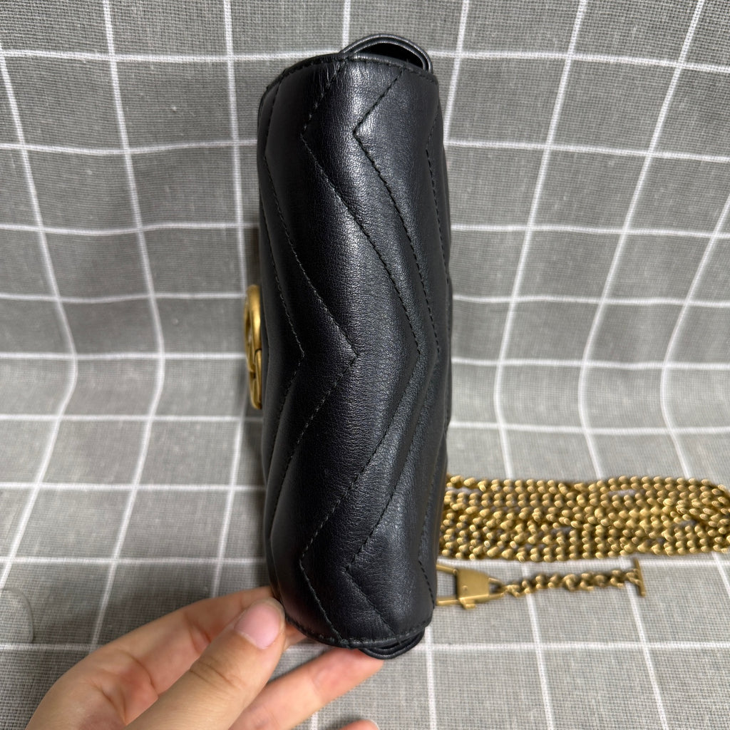 Gucci GG Marmont Collection Leather Black 476433 DTDCT 1000