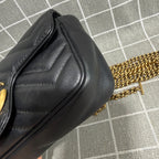 Gucci GG Marmont Collection Leather Black 476433 DTDCT 1000