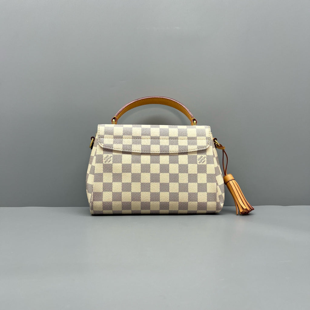 Louis Vuitton Messenger Bag