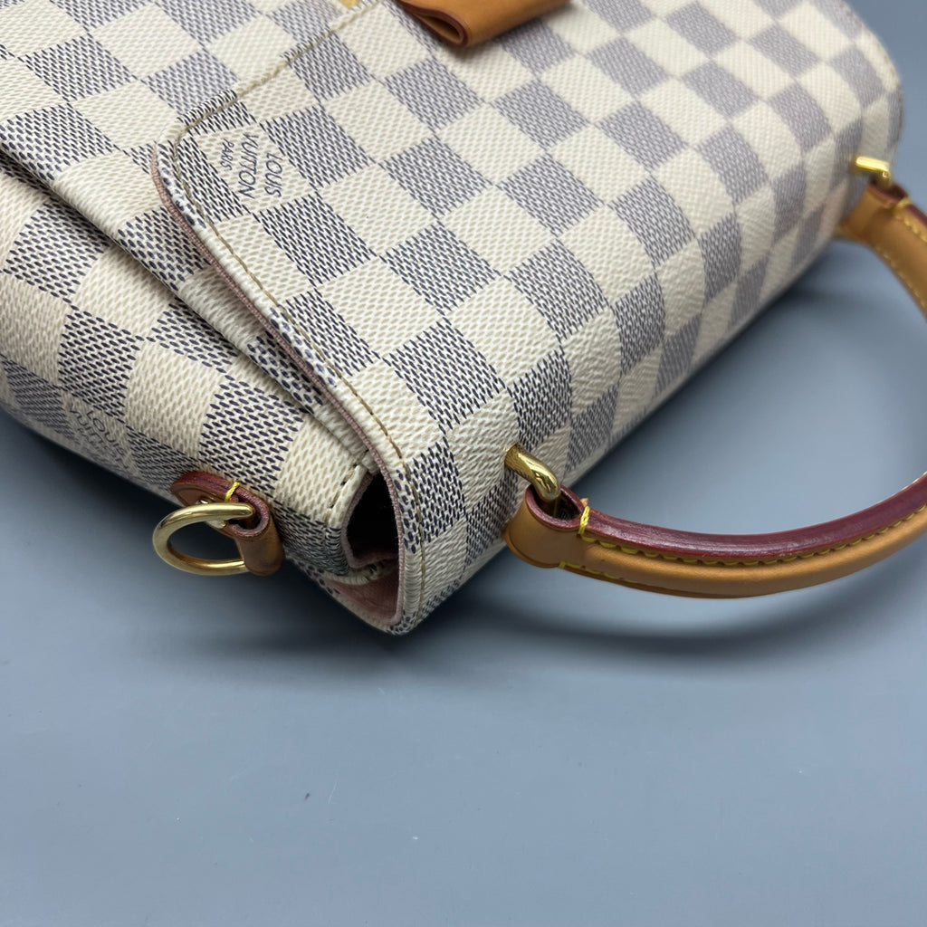 Louis Vuitton Messenger Bag