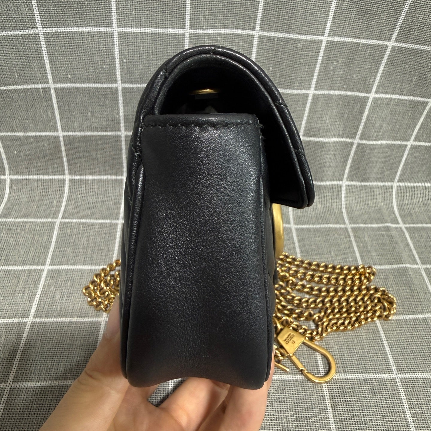 Gucci 476433DSVRT1000