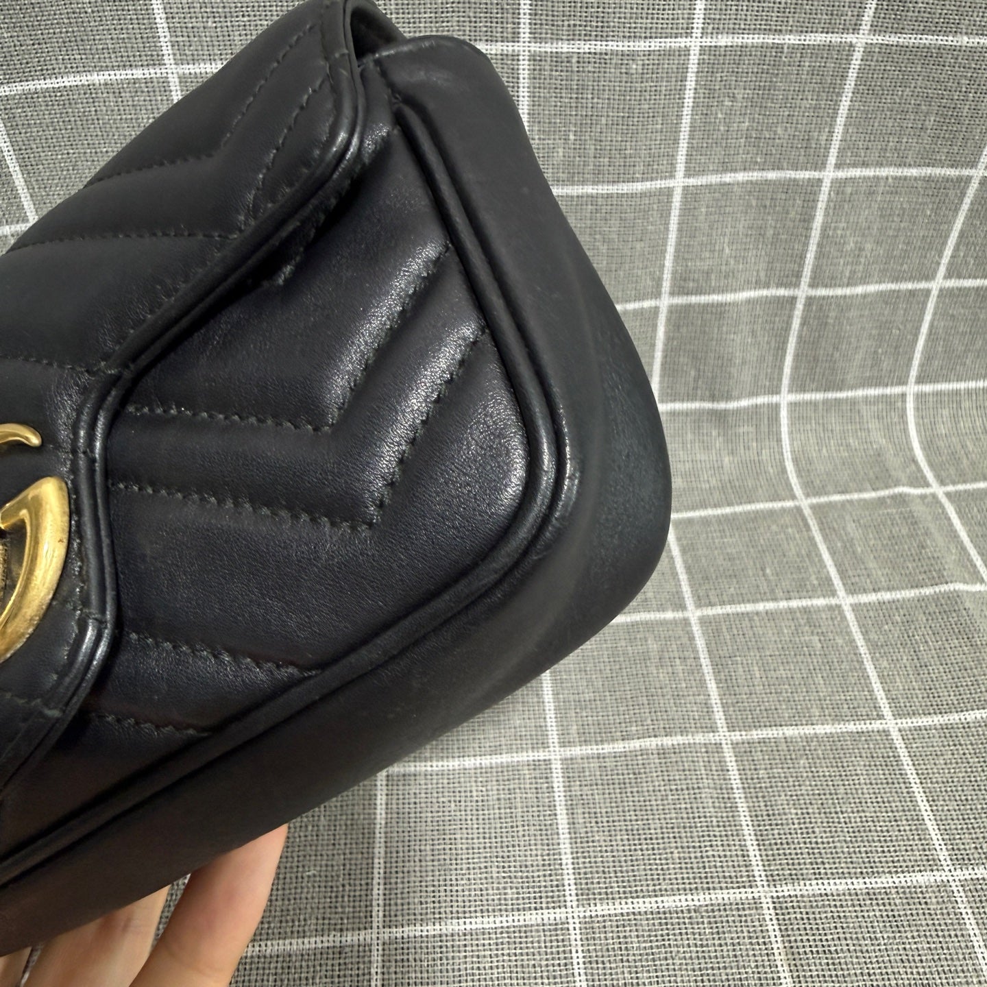Gucci 476433DSVRT1000