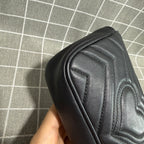 Gucci 476433DSVRT1000