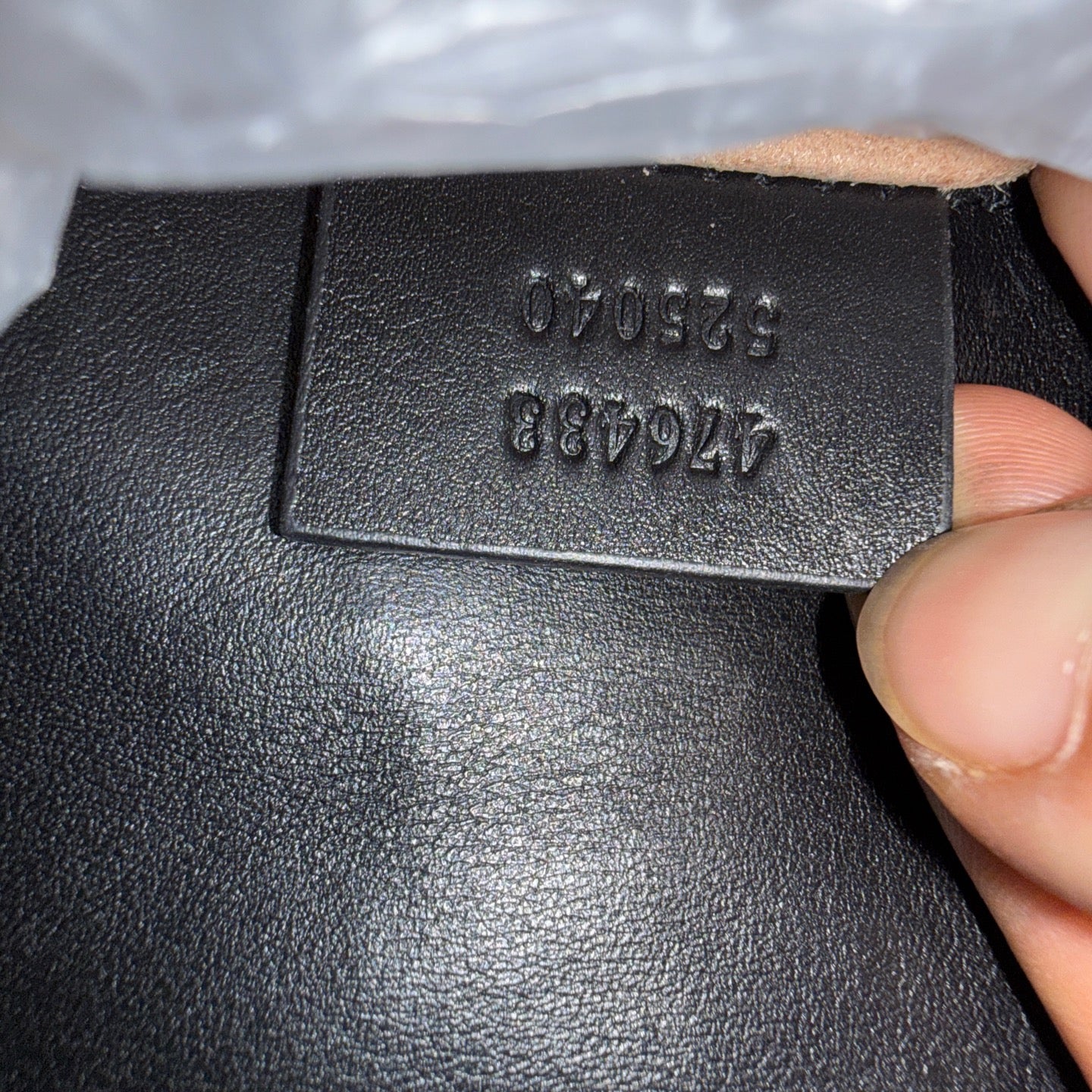 Gucci 476433DSVRT1000