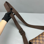 Louis Vuitton Messenger Bag