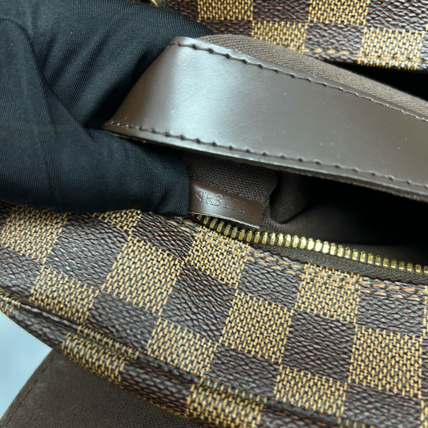 Louis Vuitton Messenger Bag