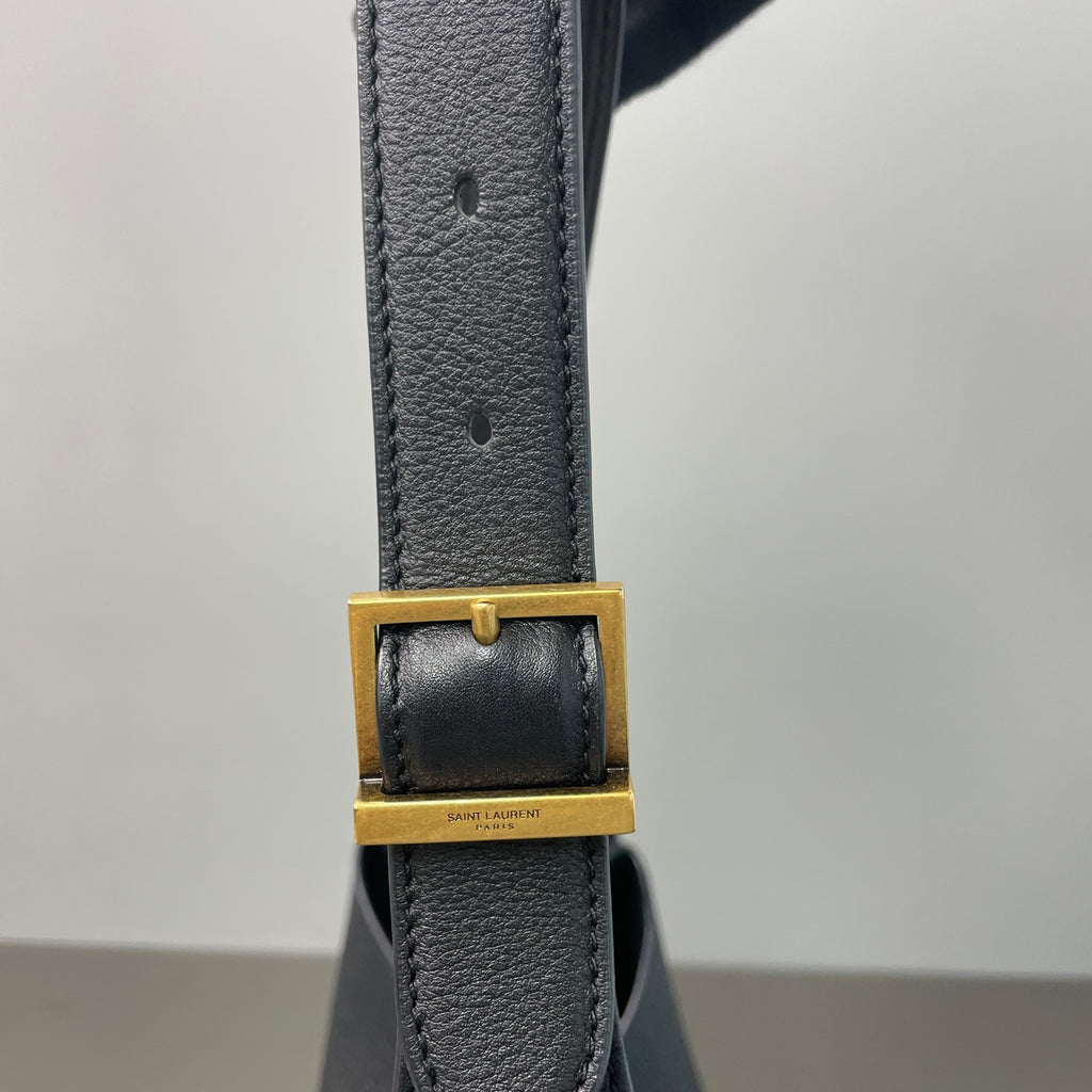 Saint laurent Black Shoulder Bag