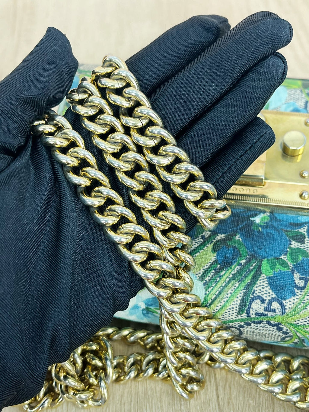 Gucci Blue 409487-KU2IG-8492
