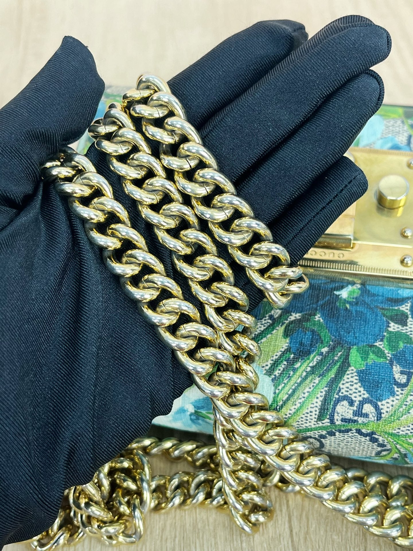 Gucci Blue 409487-KU2IG-8492