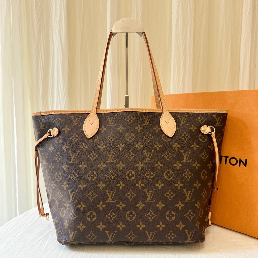 Louis Vuitton Beige