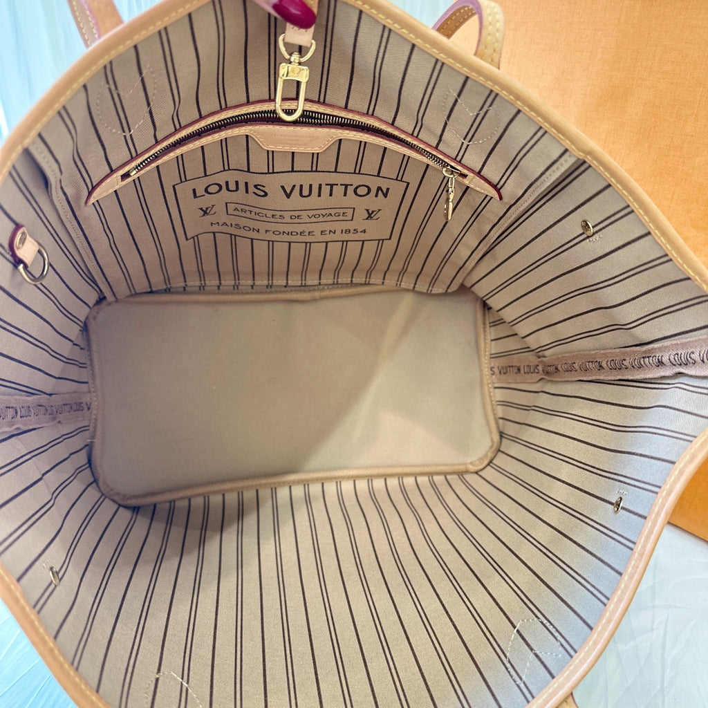 Louis Vuitton Beige