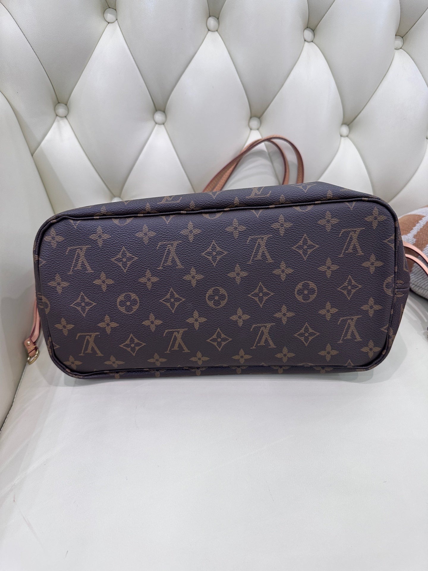 Louis Vuitton Beige