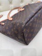 Louis Vuitton Beige