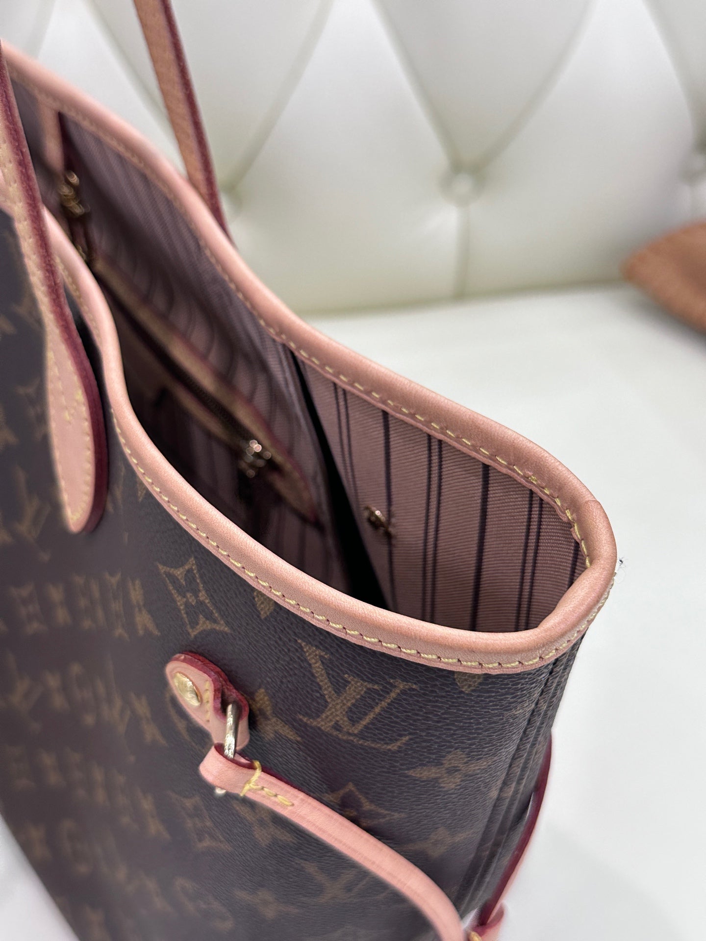 Louis Vuitton Beige