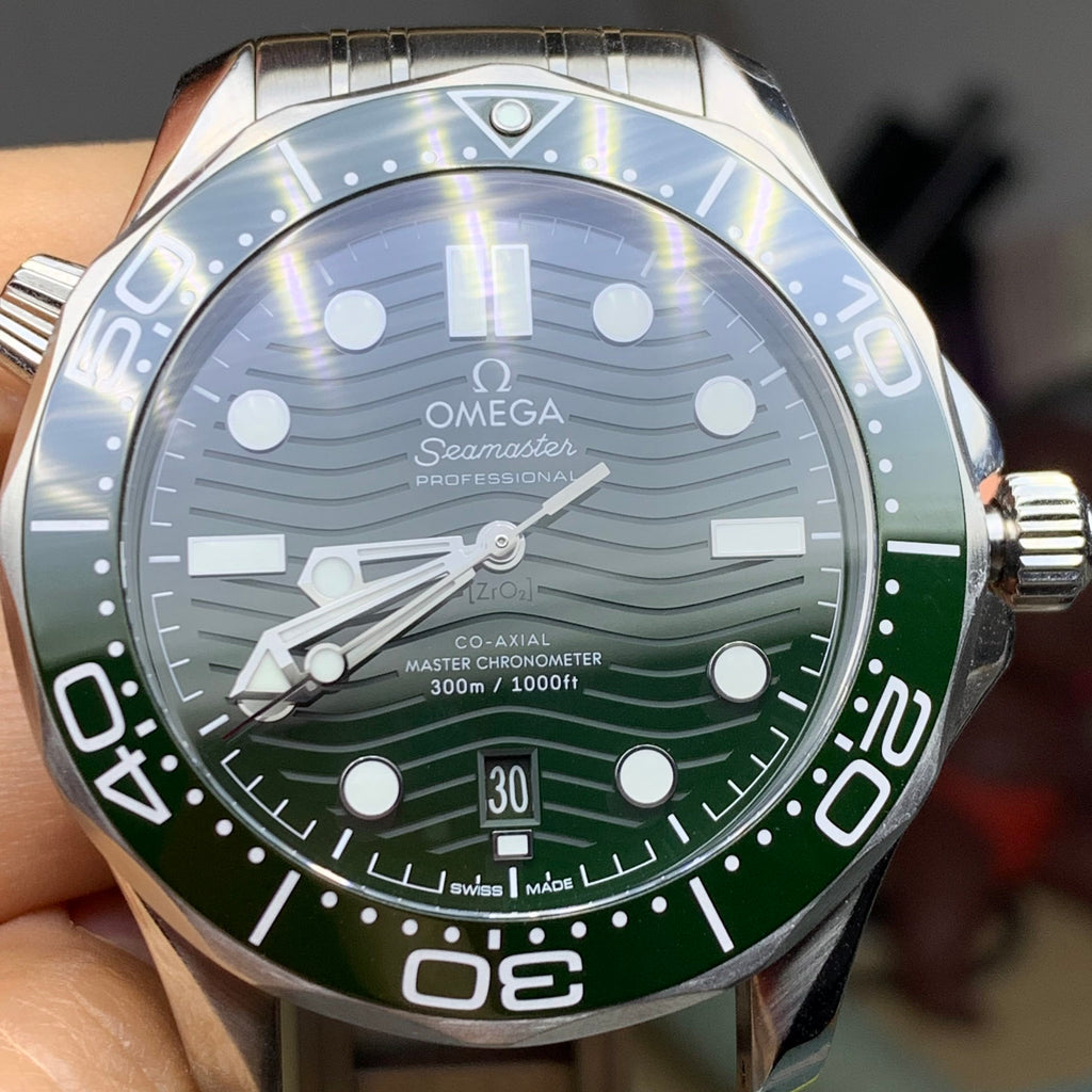Omega Seahorse Series 42 210.30.42.20.10.001