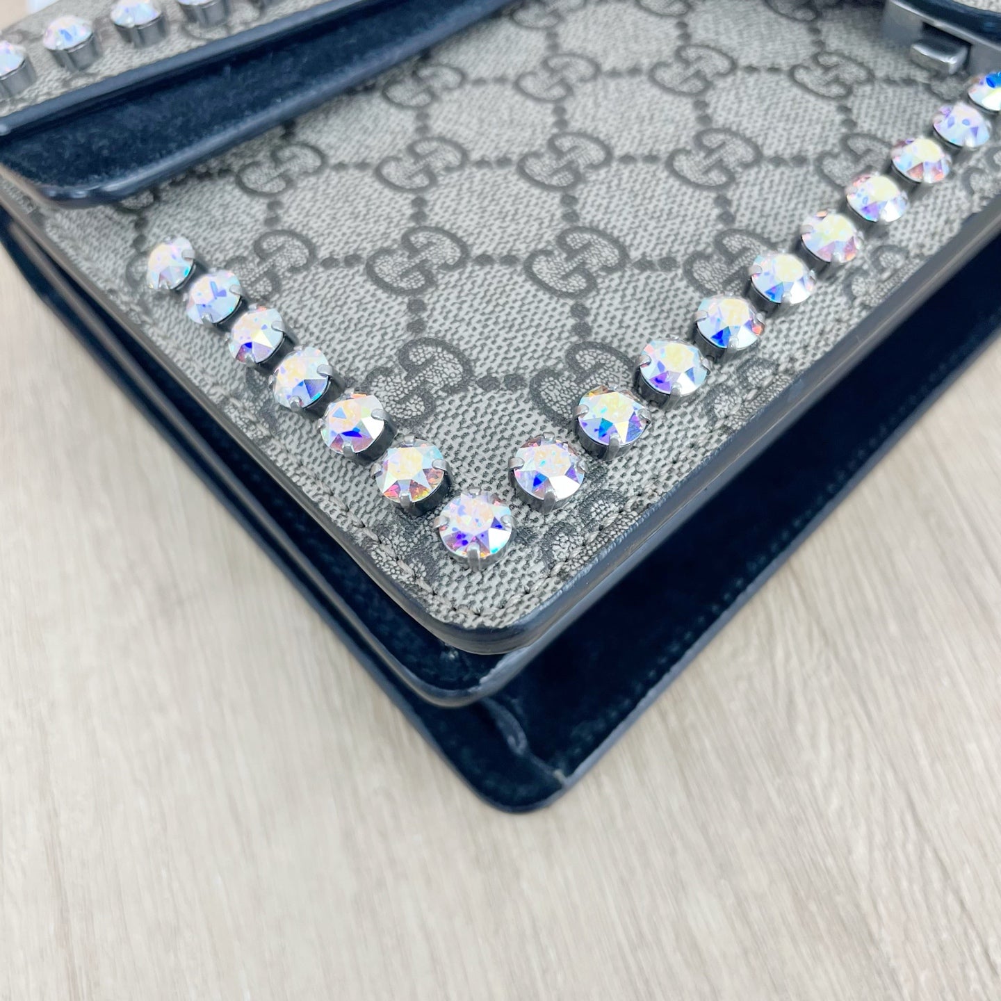 Gucci Black 4002499F2FN8144