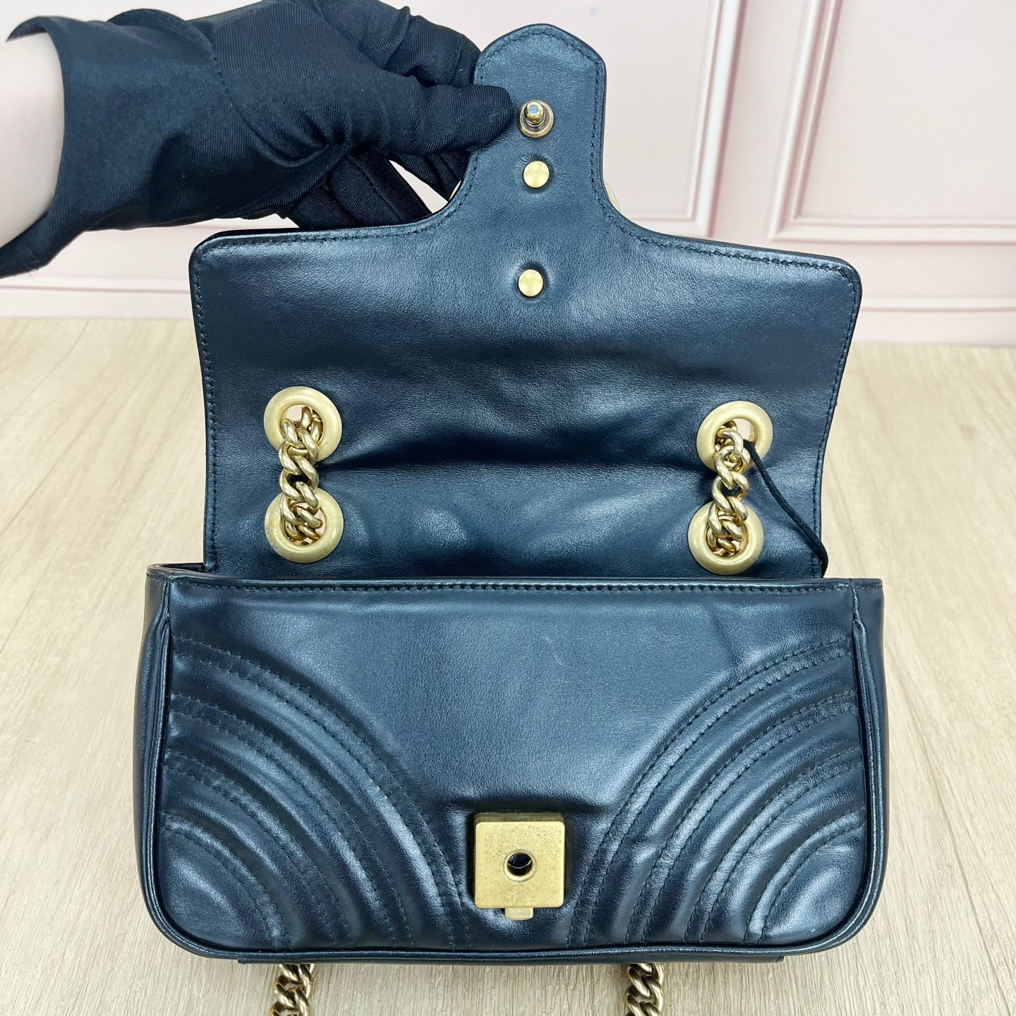 Gucci 446744DTDIT1000