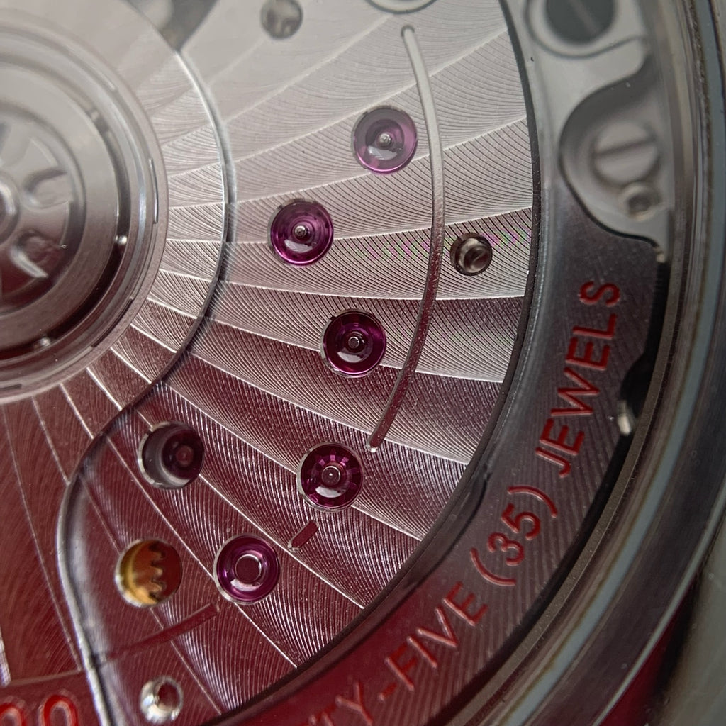 Omega Flying Disc Series 40 434.10.40.20.02.001