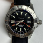 Breitling Avenger 44 millimeters A32320101B1X1