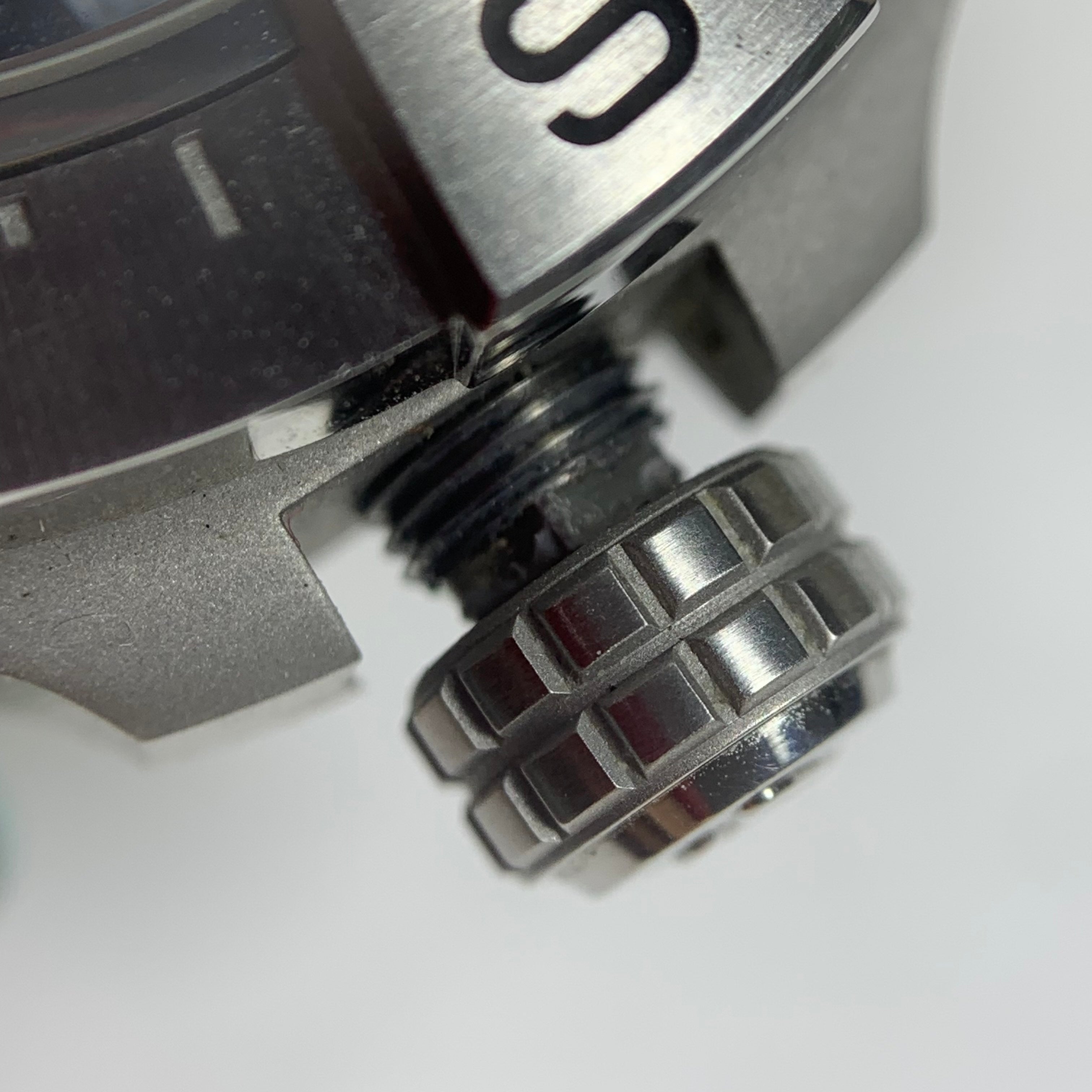 Breitling Avenger 44 millimeters A32320101B1X1