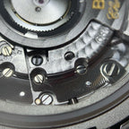Breitling Avenger 44 millimeters A32320101B1X1