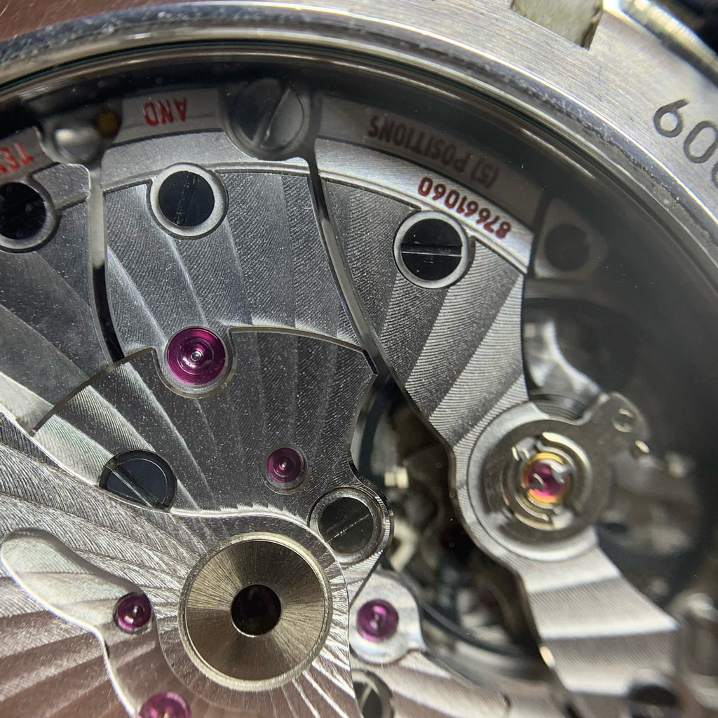 Omega Seahorse 43.5 millimeters 232.32.44.22.03.001