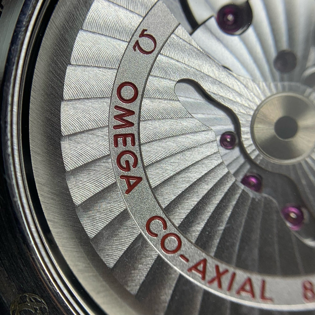 Omega Seahorse 43.5 millimeters 232.32.44.22.03.001