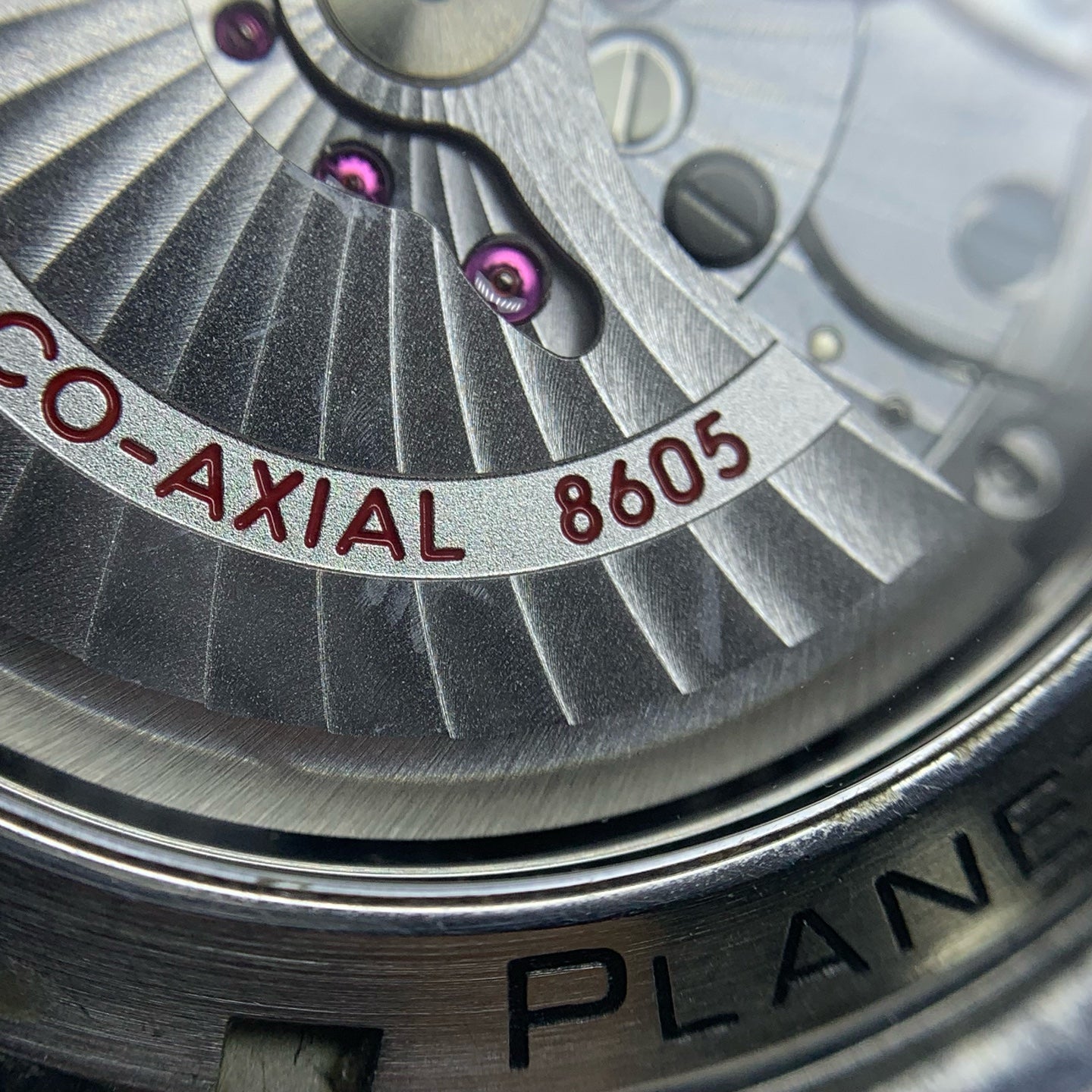 Omega Seahorse 43.5 millimeters 232.32.44.22.03.001