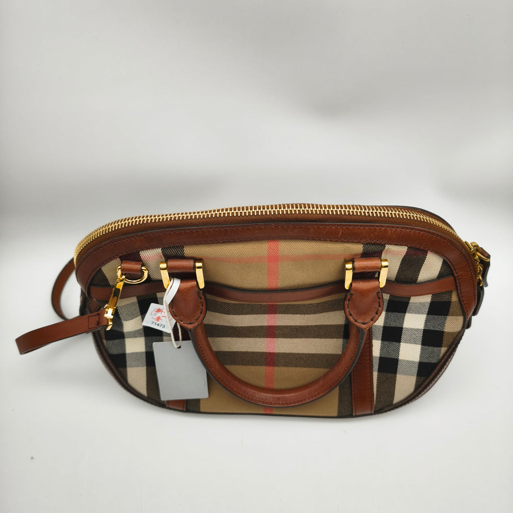 Burberry Canvas Red