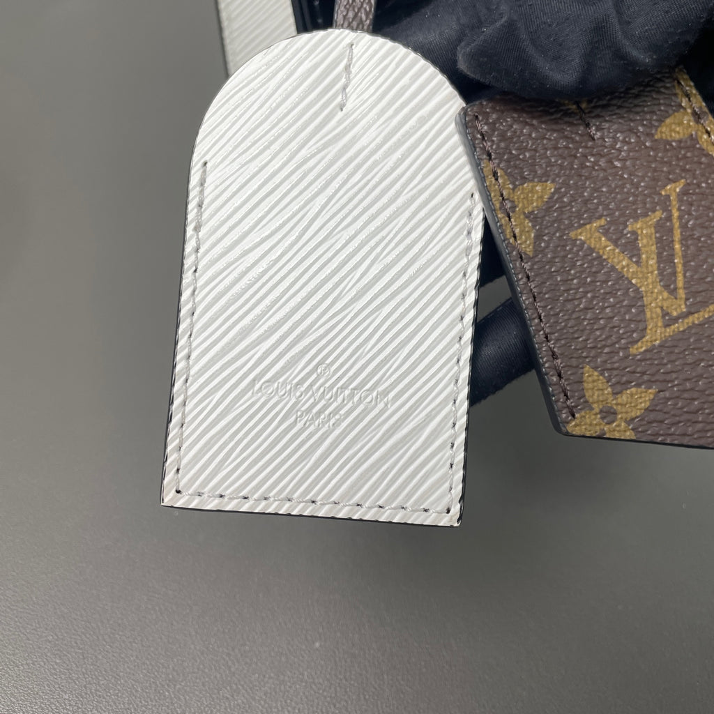 Louis Vuitton Messenger Bag