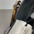 Louis Vuitton Messenger Bag