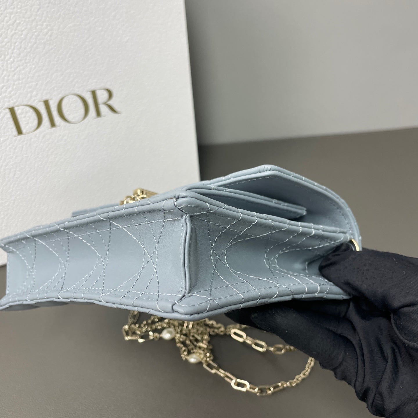 Dior