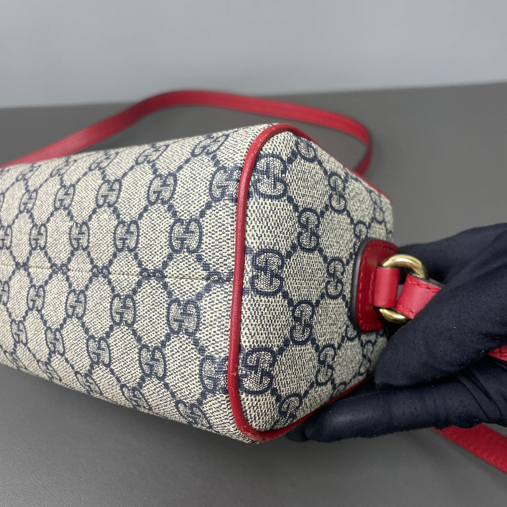 Gucci Canvas