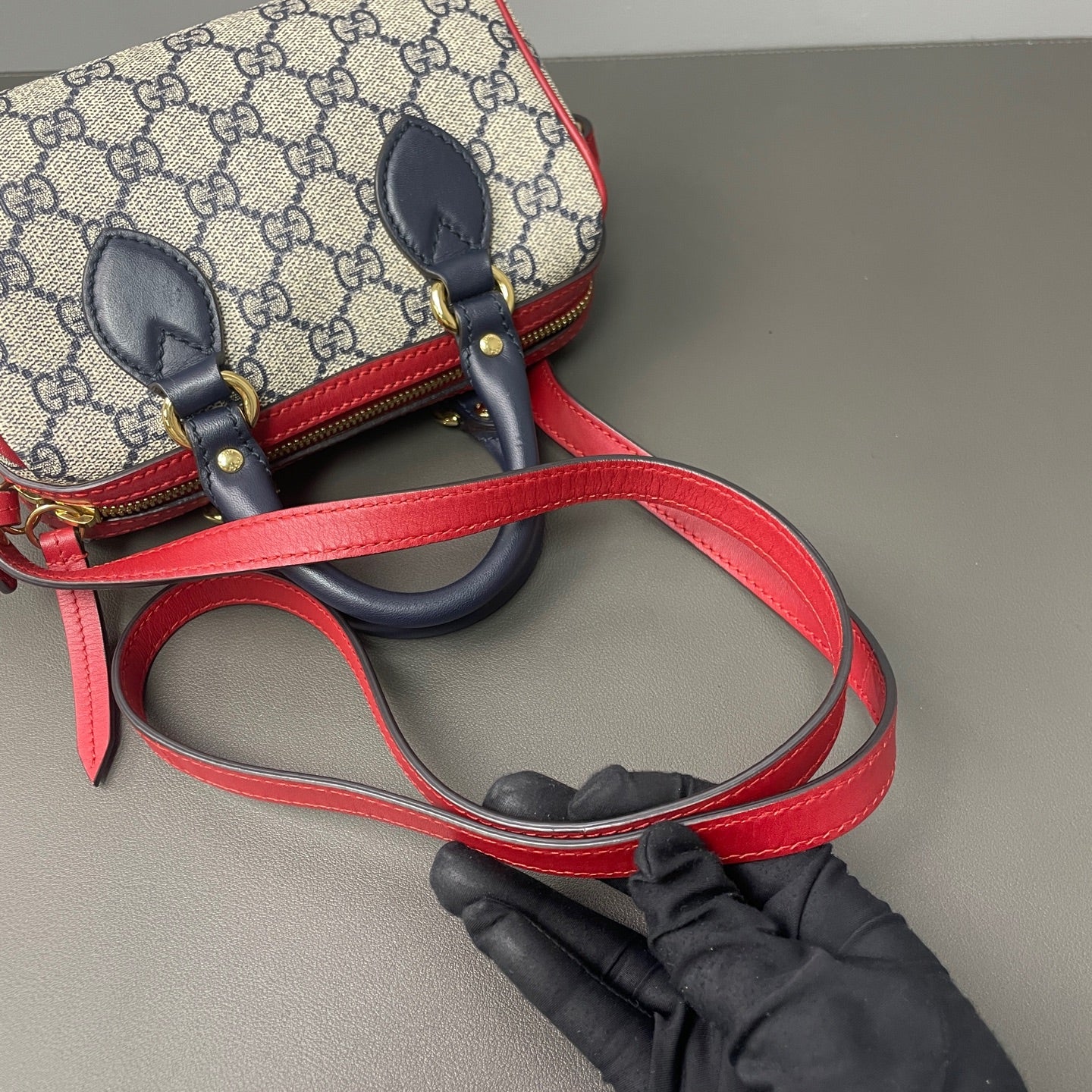 Gucci Canvas