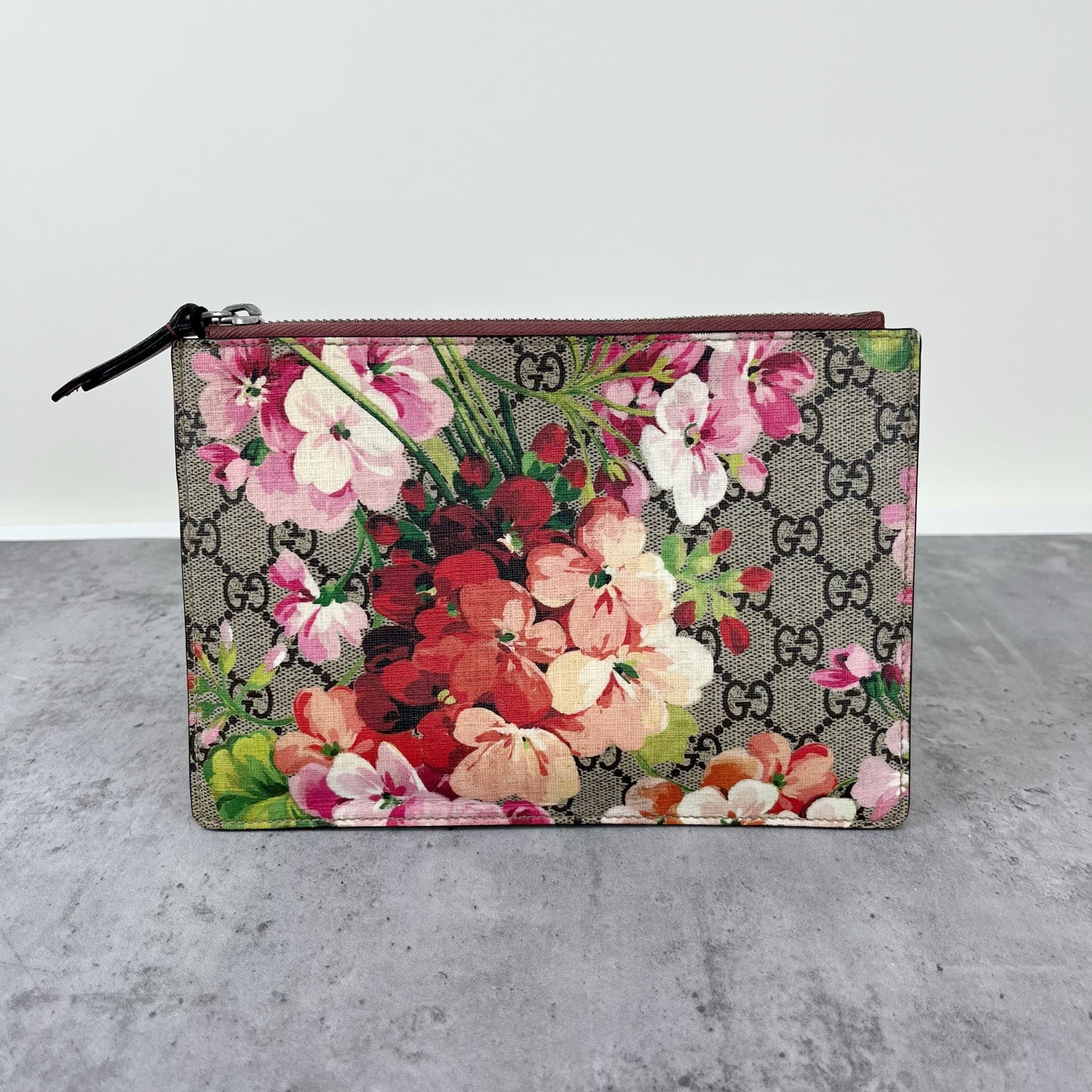 Gucci Red Clutch 410807-KU23N-8693
