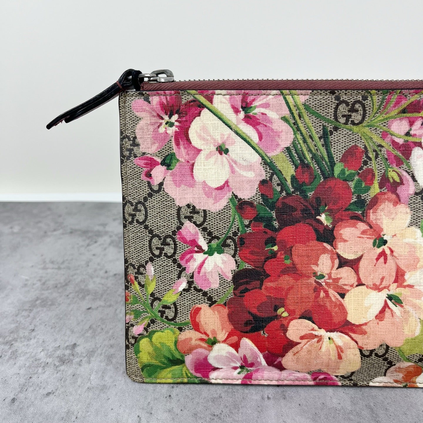 Gucci Red Clutch 410807-KU23N-8693