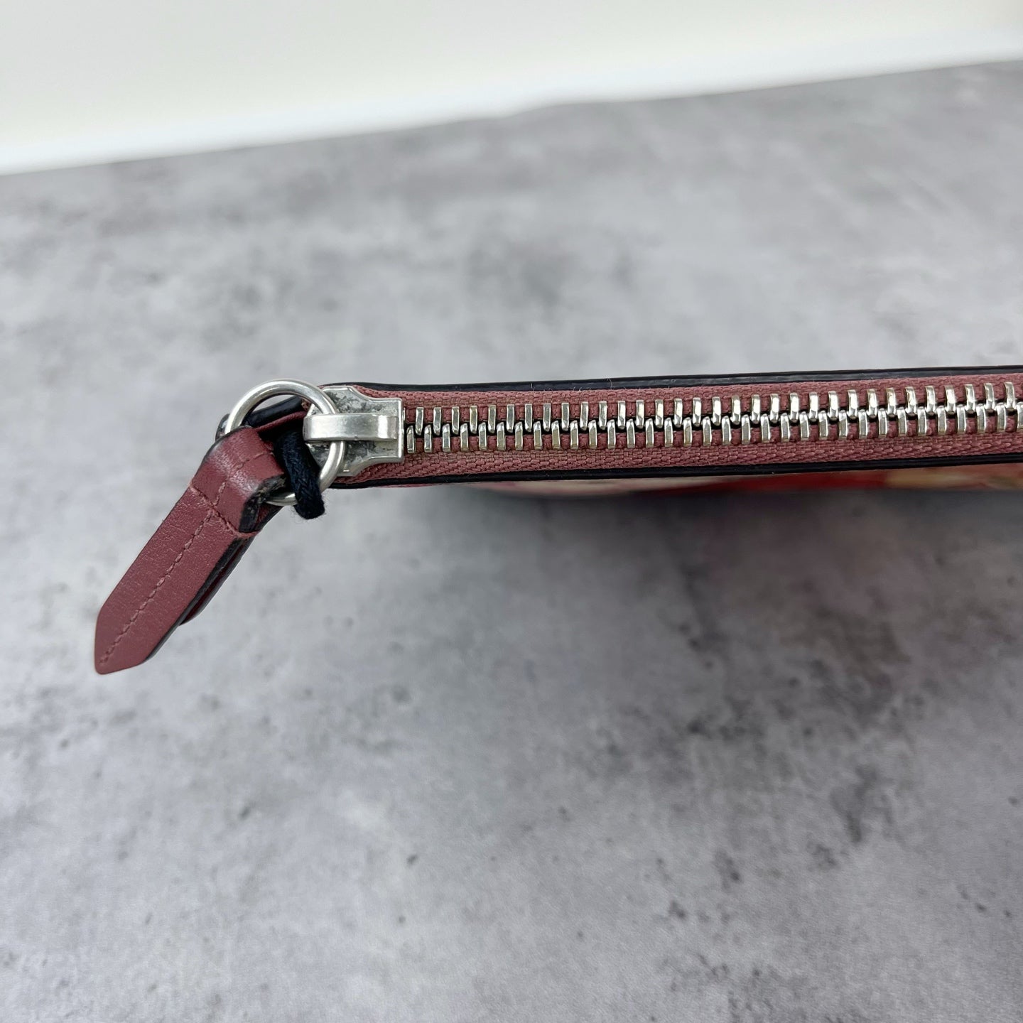 Gucci Red Clutch 410807-KU23N-8693
