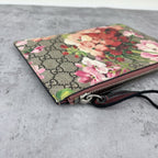 Gucci Red Clutch 410807-KU23N-8693
