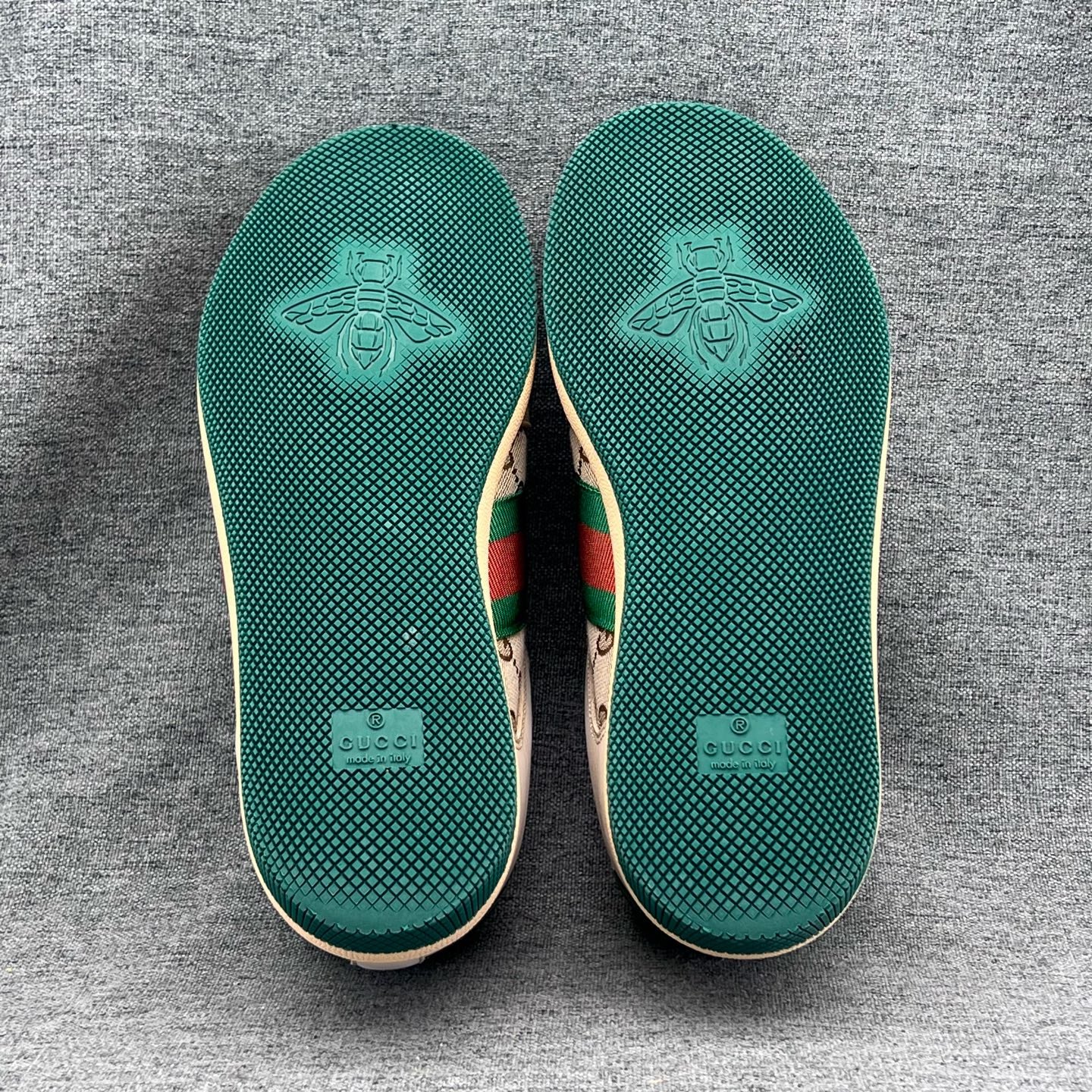 Gucci Skate shoes