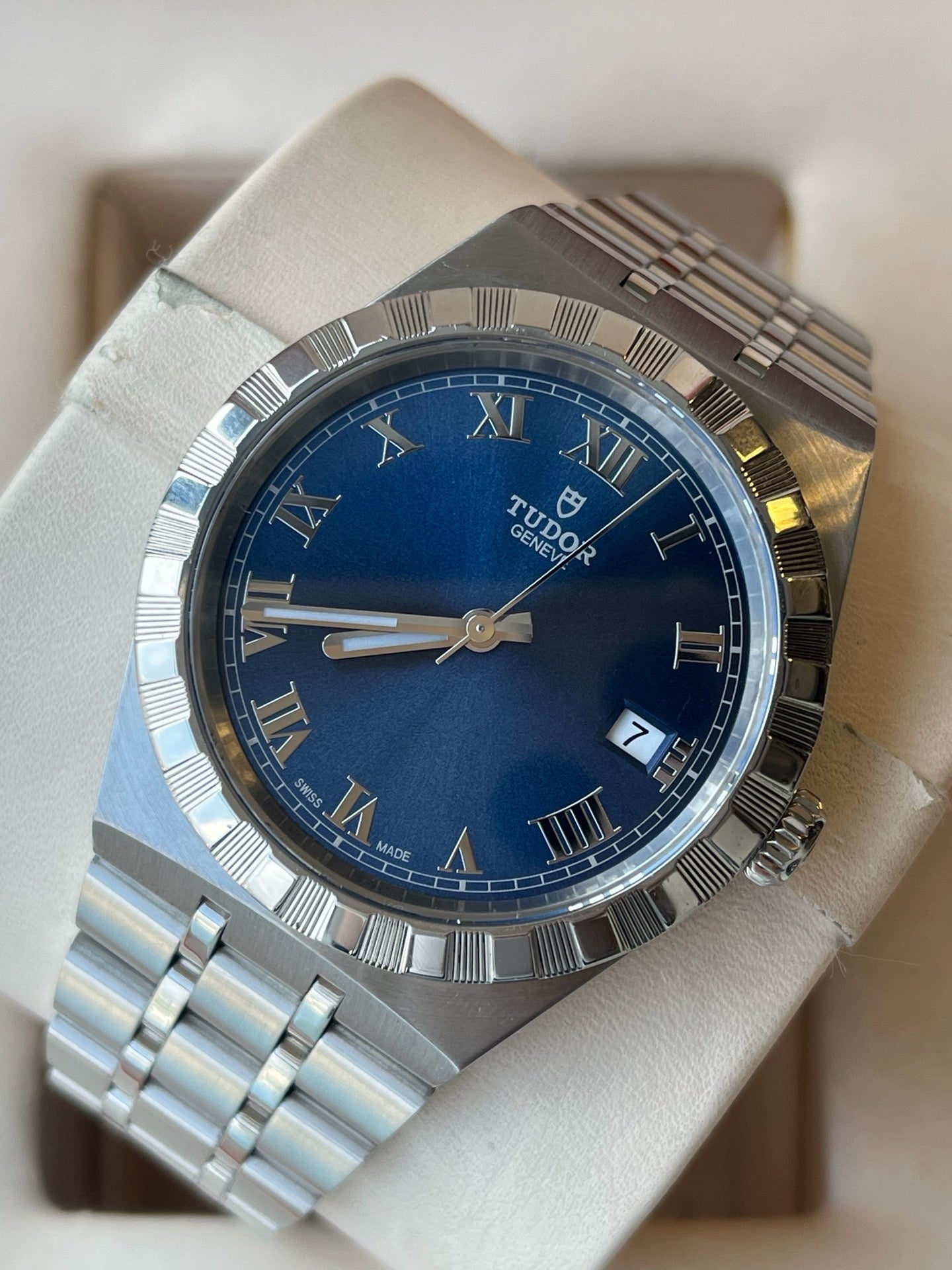 Tudor Tudor Royal Collection Blue Automatic (self-winding) watch 38 millimeters m28500-0005