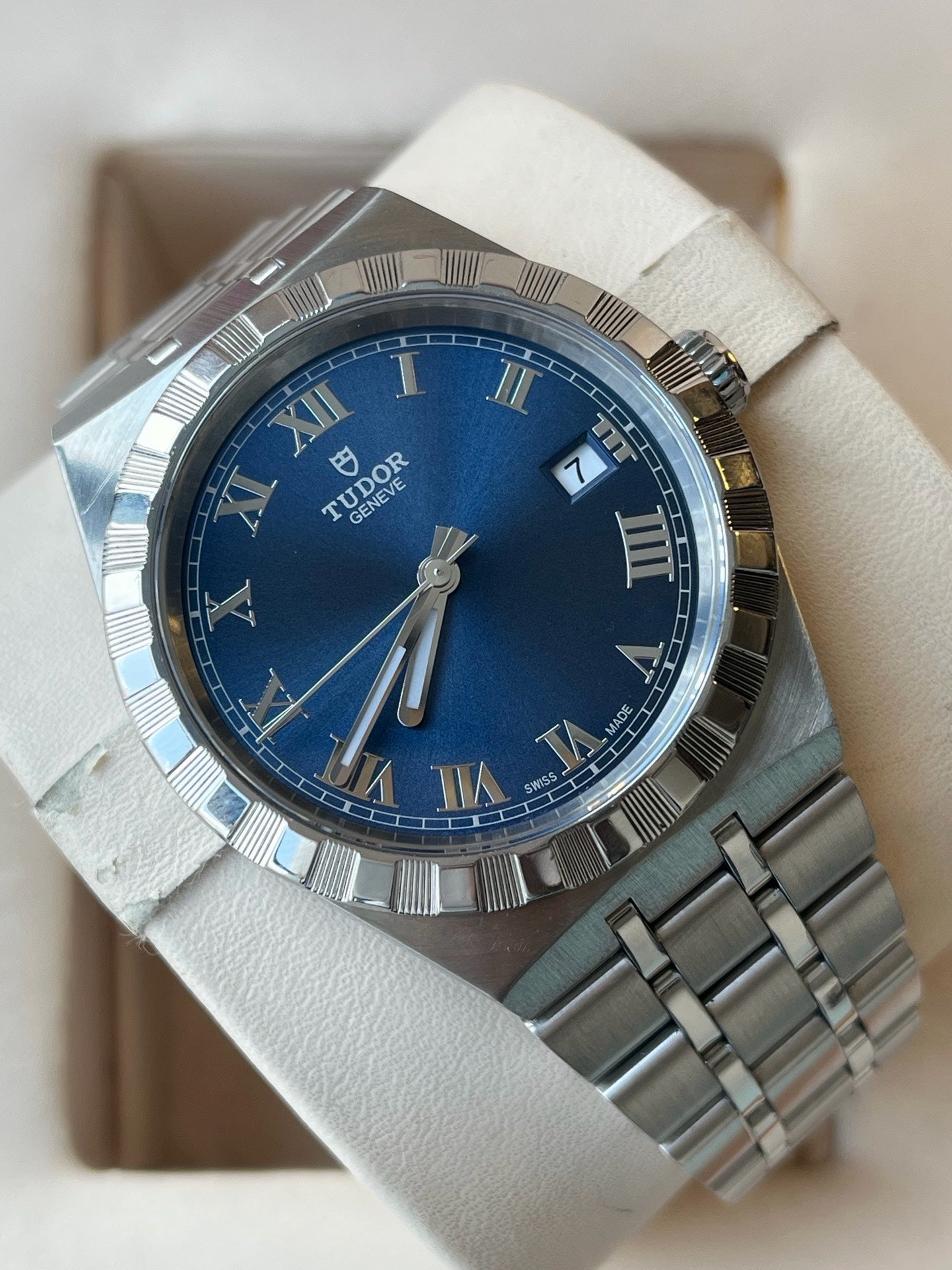 Tudor Tudor Royal Collection Blue Automatic (self-winding) watch 38 millimeters m28500-0005