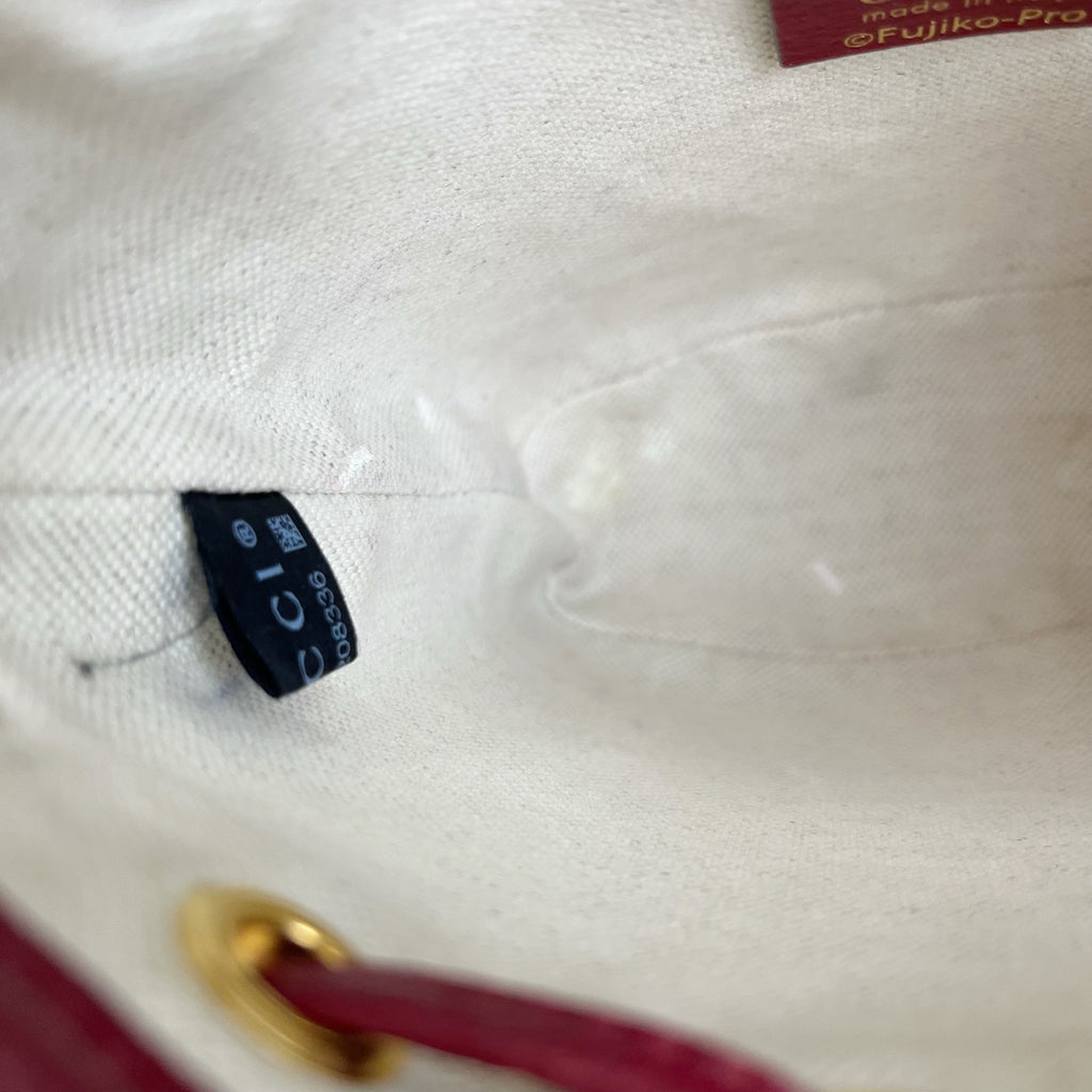 Gucci 647801-2T0AG-8580