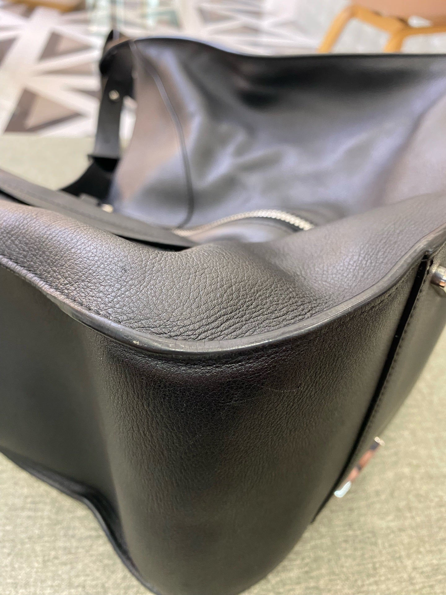 Loewe Black