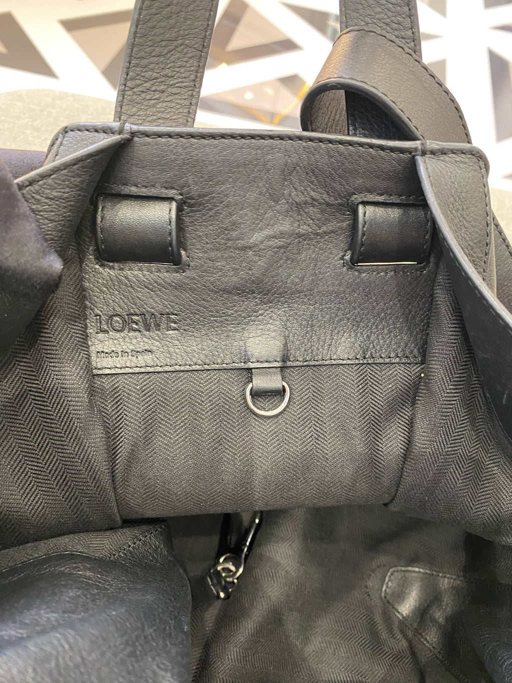 Loewe Black