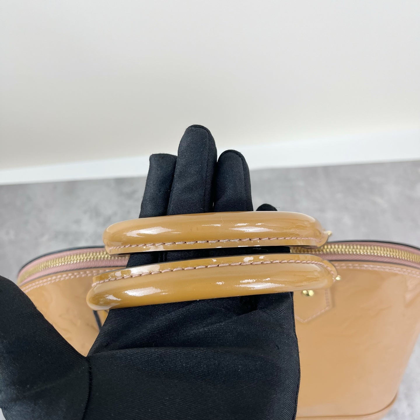 Louis Vuitton M50563
