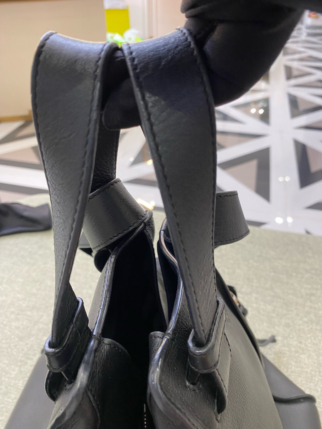Loewe Black