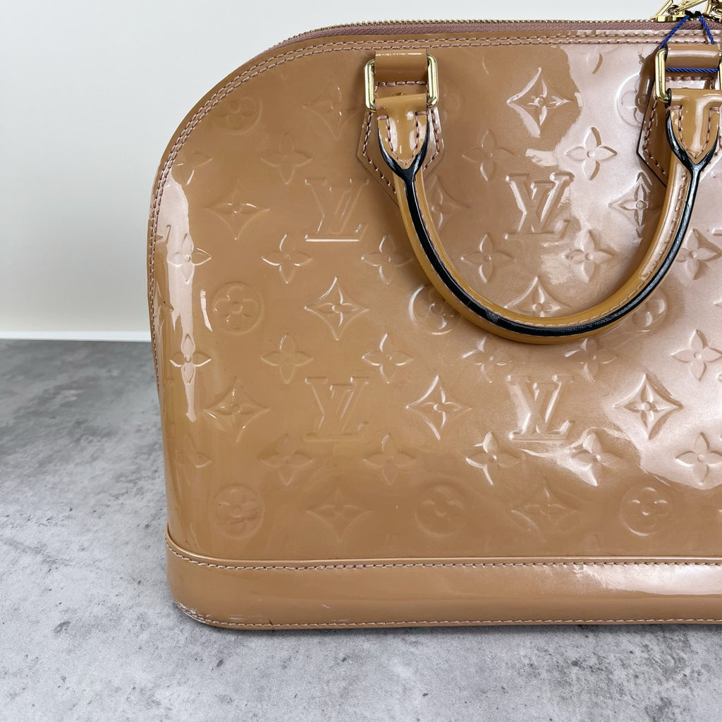 Louis Vuitton M50563