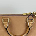Louis Vuitton M50563